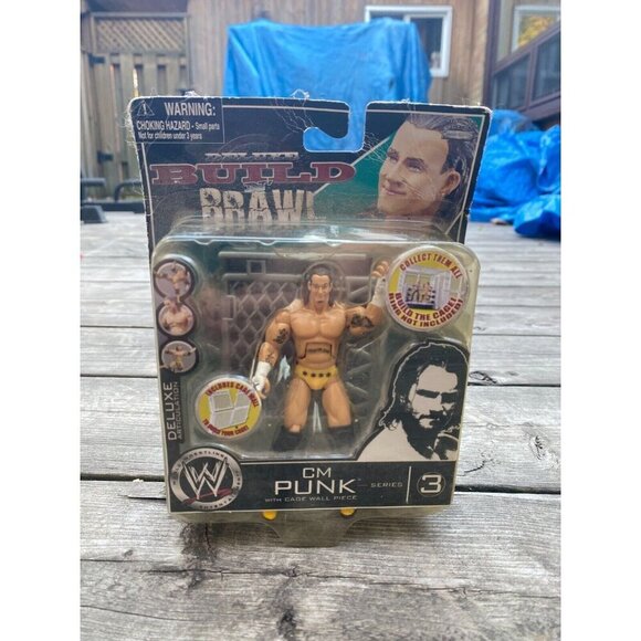 2008 Jakks WWE Wrestling Deluxe Build & Brawl Series 3 4” Figure CM Punk NEW - Picture 2 of 7